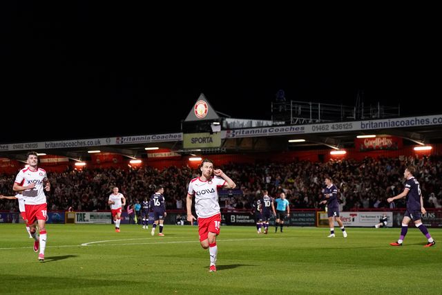Dan Kemp of Stevenage celebrates 1-0 lead during the Sky Bet League One match Stevenage vs Luton Town at Lamex Stadium, Stevenage, United Kingdom on 10 September 2026

(Photo by Harvey Murphy/News Images)