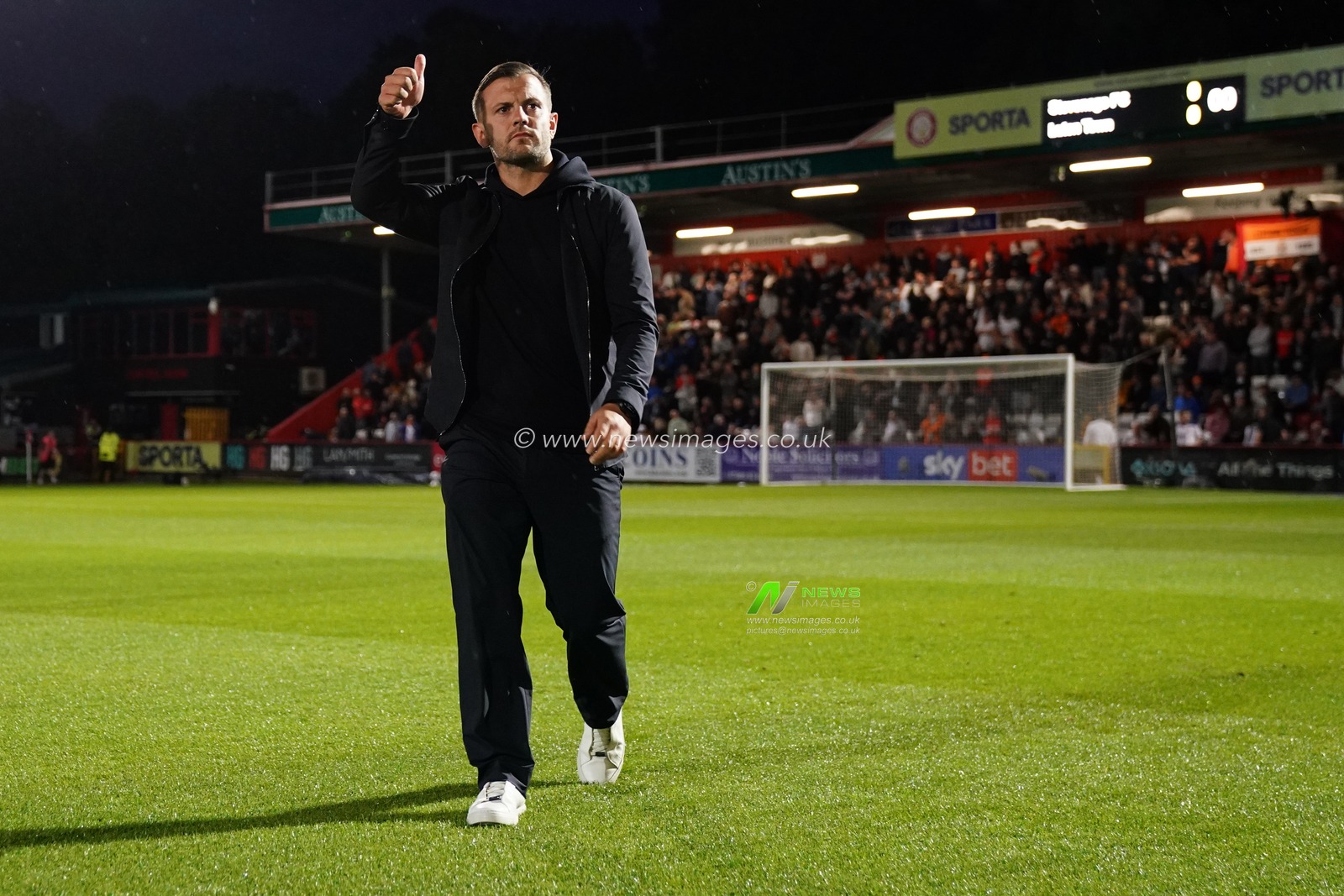 Jack Wilshere manager of Luton Town during the Sky Bet League One match Stevenage vs Luton Town at Lamex Stadium, Stevenage, United Kingdom on 10 September 2026

(Photo by Harvey Murphy/News Images)