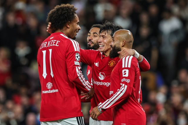 Lisandro Martinez of Manchester United celebrates his goal to make it 4-0 during the UEFA Champions League Matchday 1 of 8 match Manchester United vs Sabah FK at Old Trafford, Manchester, United Kingdom on 10 September 2026

(Photo by Mark Cosgrove/News Images)