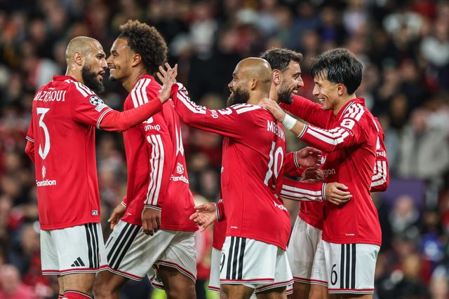 Lisandro Martinez of Manchester United celebrates his goal to make it 4-0 during the UEFA Champions League Matchday 1 of 8 match Manchester United vs Sabah FK at Old Trafford, Manchester, United Kingdom on 10 September 2026

(Photo by Mark Cosgrove/News Images)