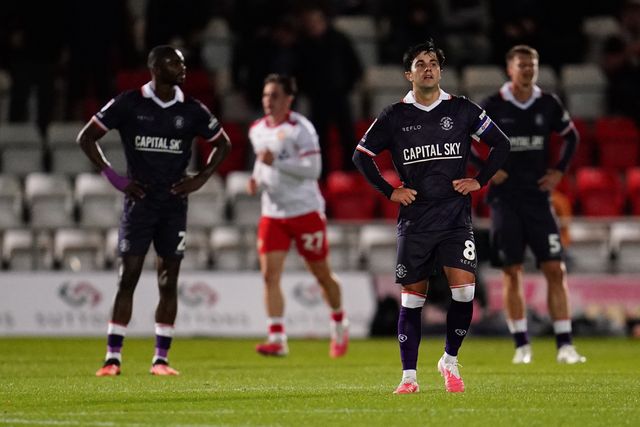 Luton town players as Stevenage make it 2-0 during the Sky Bet League One match Stevenage vs Luton Town at Lamex Stadium, Stevenage, United Kingdom on 10 September 2026

(Photo by Harvey Murphy/News Images)