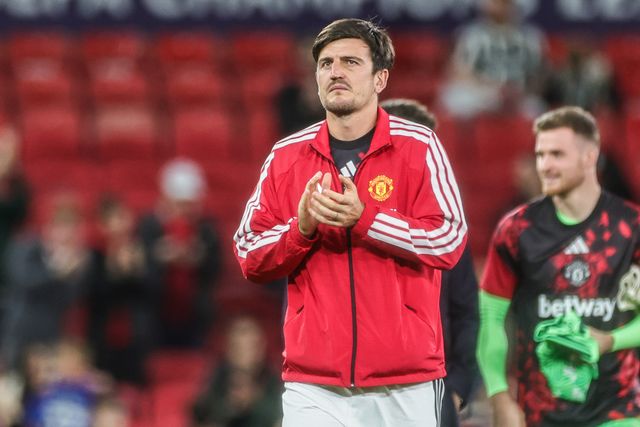 Harry Maguire of Manchester United applauds the fans after the game during the UEFA Champions League Matchday 1 of 8 match Manchester United vs Sabah FK at Old Trafford, Manchester, United Kingdom on 10 September 2026

(Photo by Mark Cosgrove/News Images)