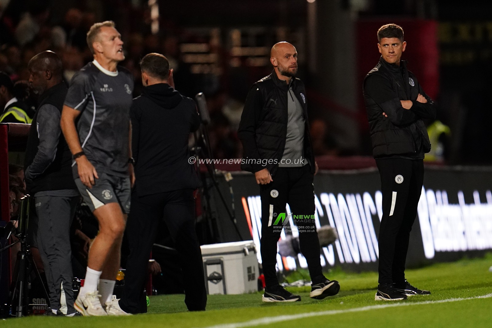 Alex Revell manager of Stevenage during the Sky Bet League One match Stevenage vs Luton Town at Lamex Stadium, Stevenage, United Kingdom on 10 September 2026

(Photo by Harvey Murphy/News Images)