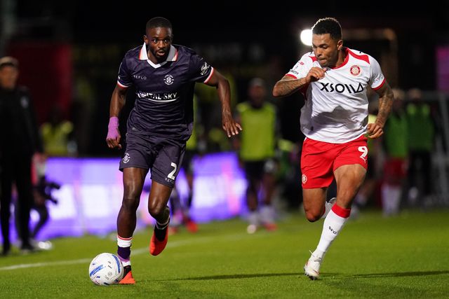 Hakeem Odoffin of Luton Town with the ball under pressure from Josh Magennis of Stevenage during the Sky Bet League One match Stevenage vs Luton Town at Lamex Stadium, Stevenage, United Kingdom on 10 September 2026

(Photo by Harvey Murphy/News Images)