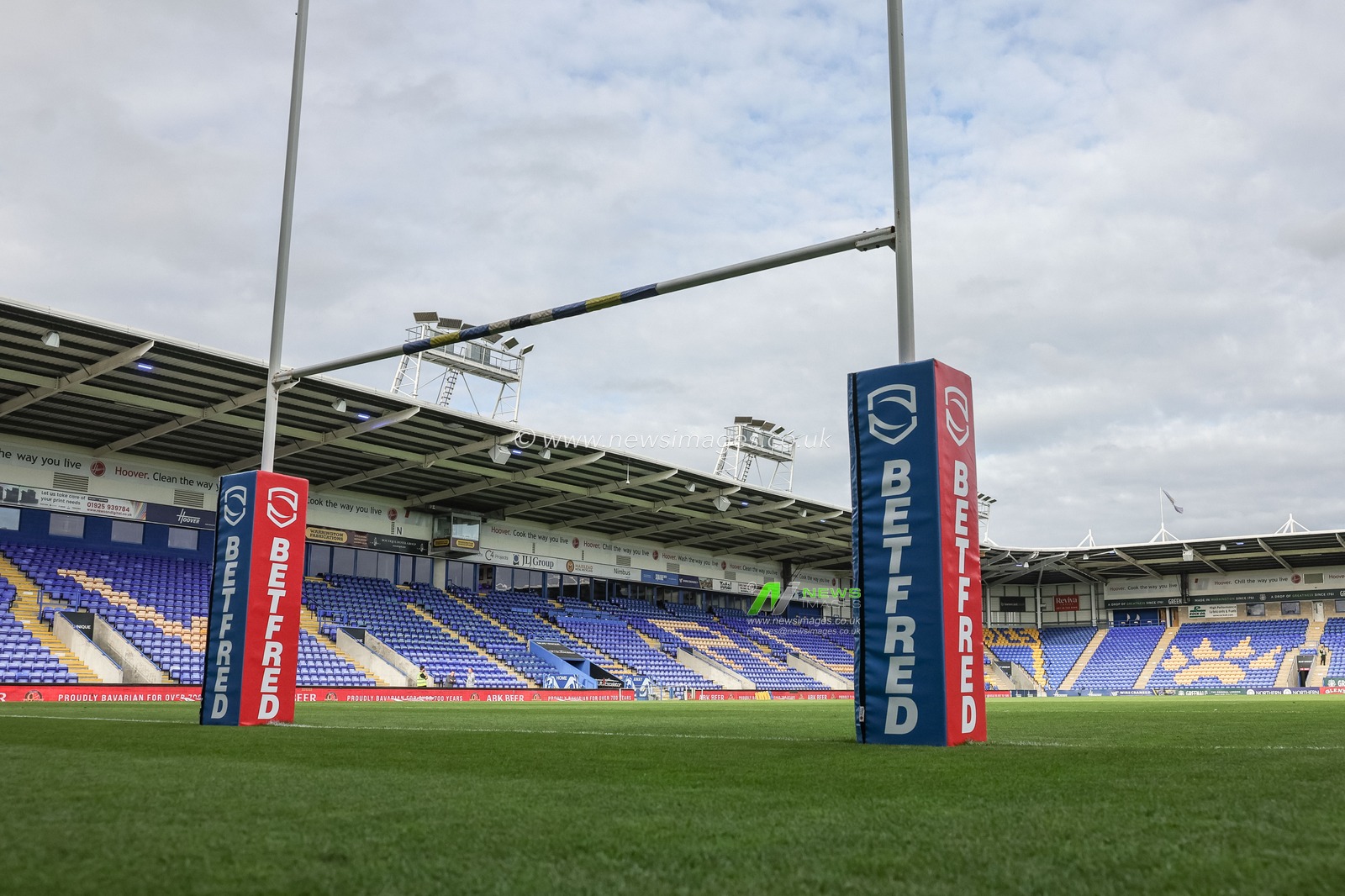 A general view of The Halliwell Jones Stadium during the Betfred Super League round 27 match Warrington Wolves vs Toulouse Olympique at The Halliwell Jones Stadium, Warrington, United Kingdom on 11 September 2026

(Photo by Mark Cosgrove/News Images)