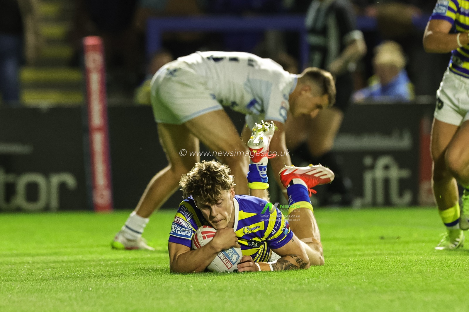 Betfred Super League round 27 Warrington Wolves v Toulouse Olympique