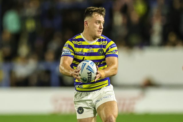 Leon Hayes of Warrington Wolves with the ball during the Betfred Super League round 27 match Warrington Wolves vs Toulouse Olympique at The Halliwell Jones Stadium, Warrington, United Kingdom on 11 September 2026

(Photo by Mark Cosgrove/News Images)