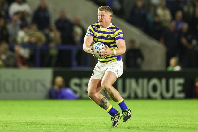 Luke Yates of Warrington Wolves breaks with the ball during the Betfred Super League round 27 match Warrington Wolves vs Toulouse Olympique at The Halliwell Jones Stadium, Warrington, United Kingdom on 11 September 2026

(Photo by Mark Cosgrove/News Images)