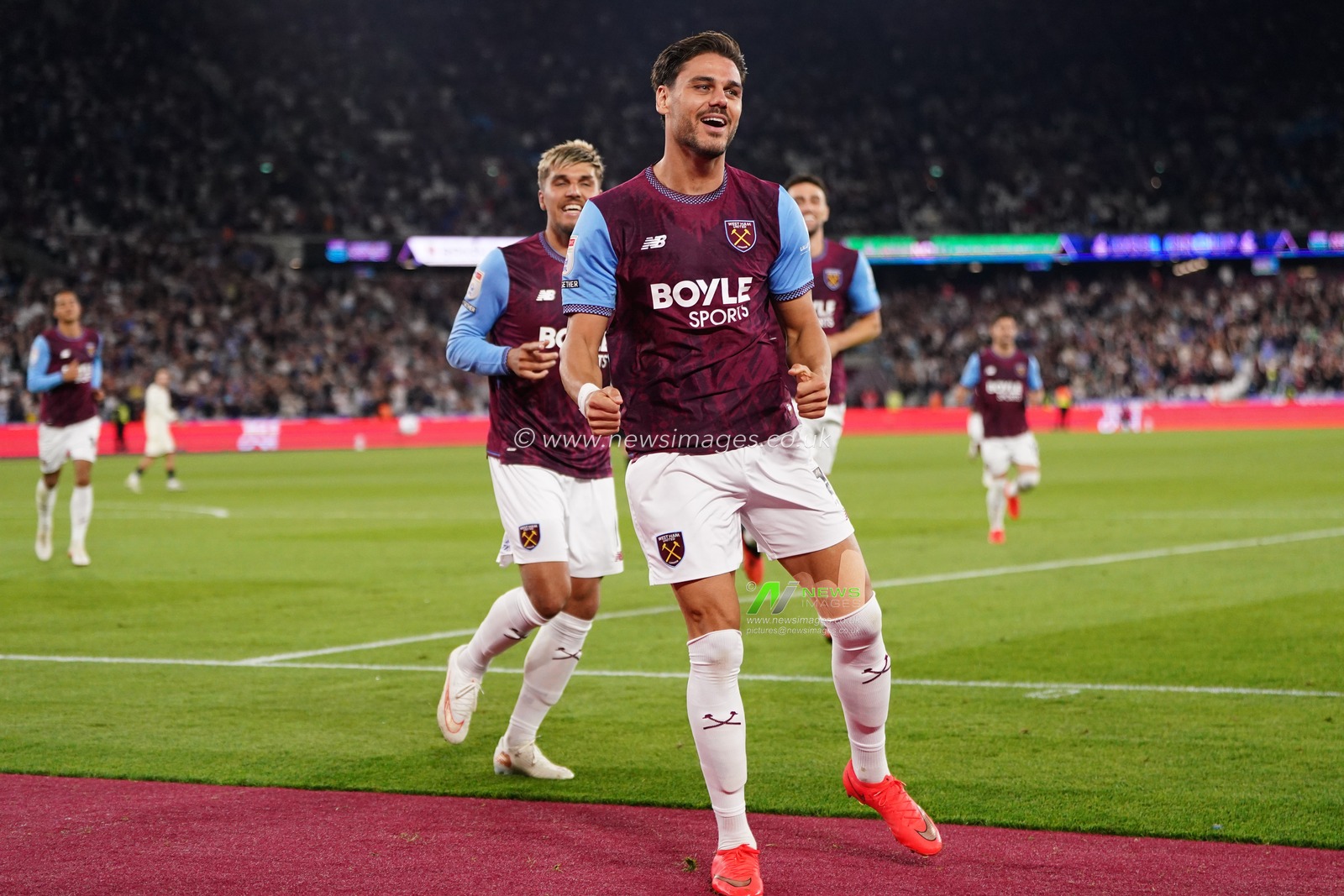 Konstantinos Mavropanos of West Ham United celebrates 3-0 lead during the Sky Bet Championship match West Ham United vs Wrexham at London Stadium, London, United Kingdom on 11 September 2026

(Photo by Harvey Murphy/News Images)