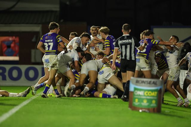 Tempers flare during the Betfred Super League round 27 match Warrington Wolves vs Toulouse Olympique at The Halliwell Jones Stadium, Warrington, United Kingdom on 11 September 2026

(Photo by Mark Cosgrove/News Images)