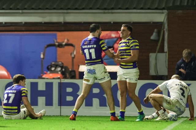 Josh Smith of Warrington Wolves celebrates his try during the Betfred Super League round 27 match Warrington Wolves vs Toulouse Olympique at The Halliwell Jones Stadium, Warrington, United Kingdom on 11 September 2026

(Photo by Mark Cosgrove/News Images)