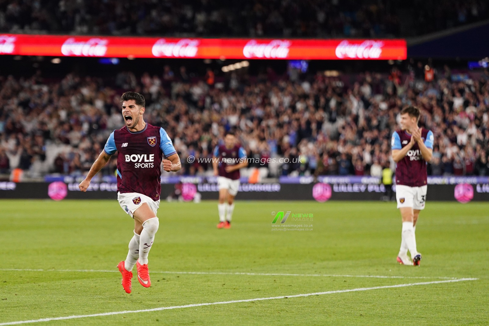 Sky Bet Championship: West Ham United v Wrexham