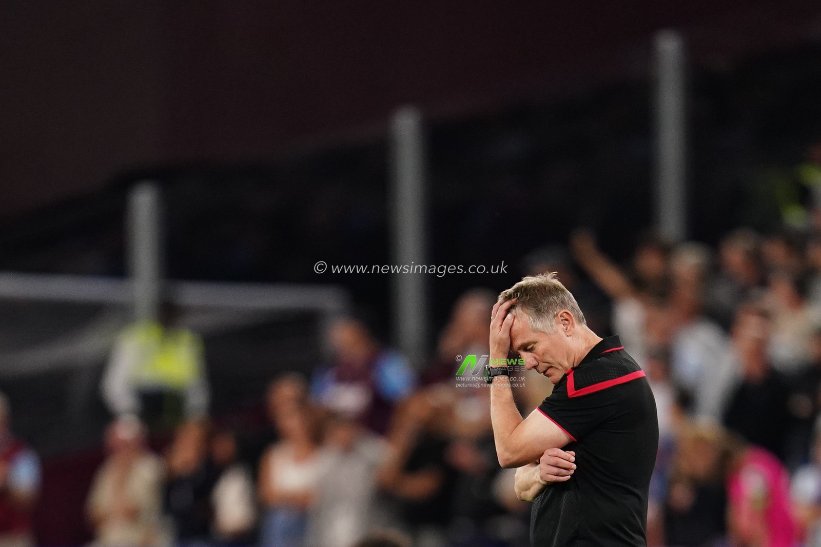 Phil Parkinson manager of Wrexham during the Sky Bet Championship match West Ham United vs Wrexham at London Stadium, London, United Kingdom on 11 September 2026

(Photo by Harvey Murphy/News Images)