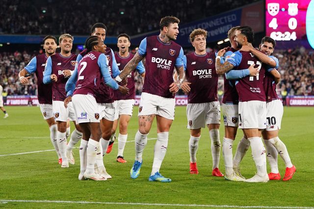 West Ham players celebrate 4-0 lead during the Sky Bet Championship match West Ham United vs Wrexham at London Stadium, London, United Kingdom on 11 September 2026

(Photo by Harvey Murphy/News Images)
