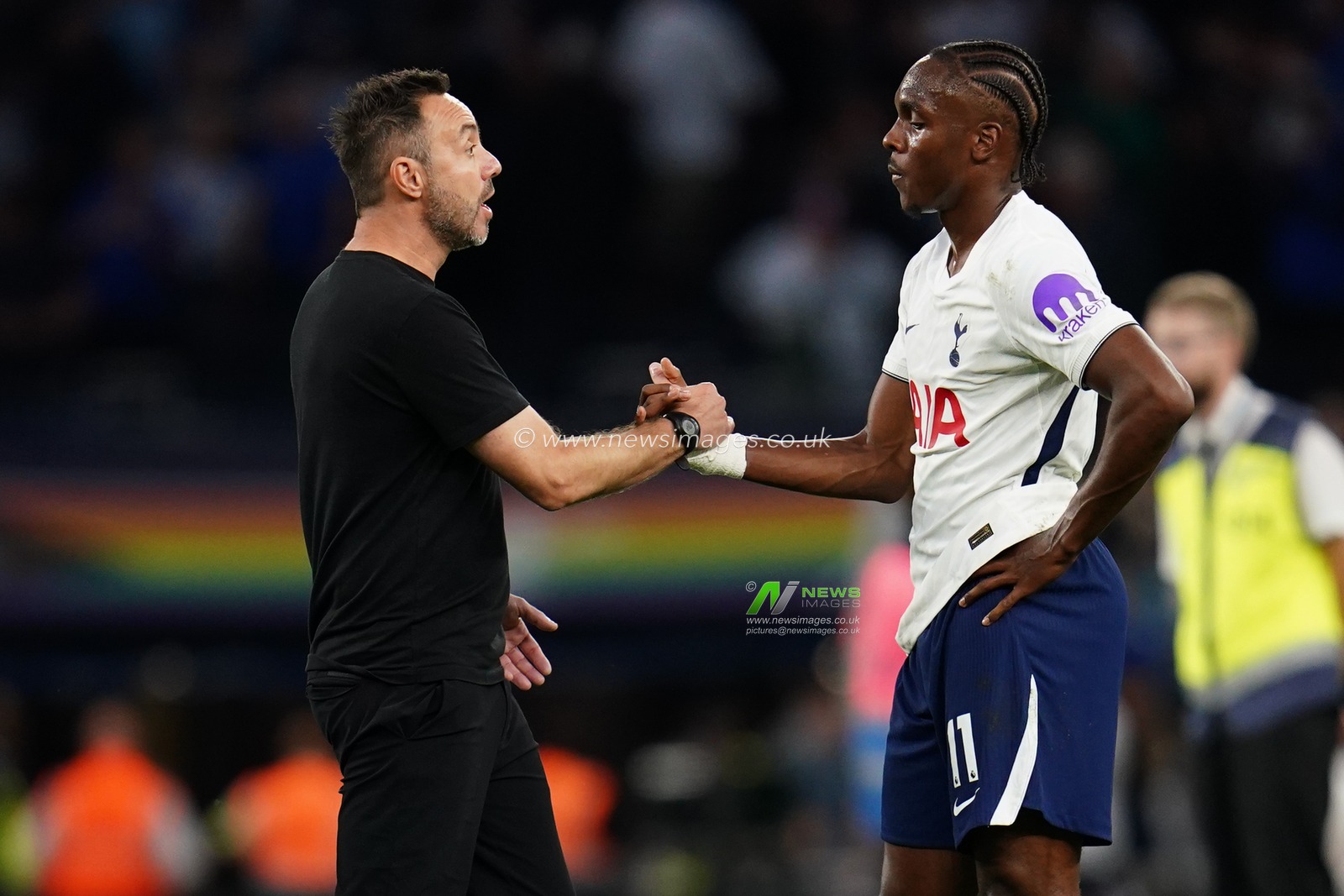 Roberto De Zerbi manager of Tottenham Hotspur and Mathys Tel of Tottenham Hotspur at full time during the Premier League match Tottenham Hotspur vs Everton at Tottenham Hotspur Stadium, London, United Kingdom on 12 September 2026

(Photo by Harvey Murphy/News Images)