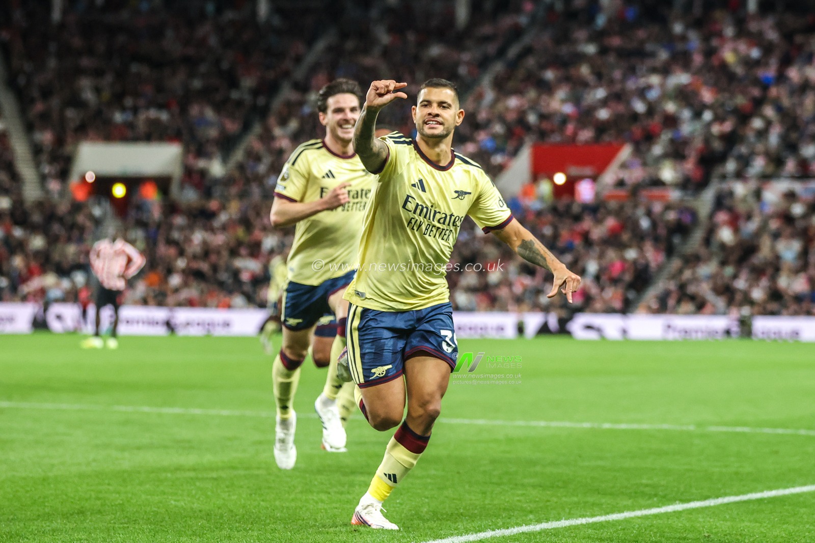 Bruno Guimaraes of Arsenal celebrates his goal to make it 0-1 during the Premier League match Sunderland vs Arsenal at Stadium Of Light, Sunderland, United Kingdom on 12 September 2026

(Photo by Alfie Cosgrove/News Images)