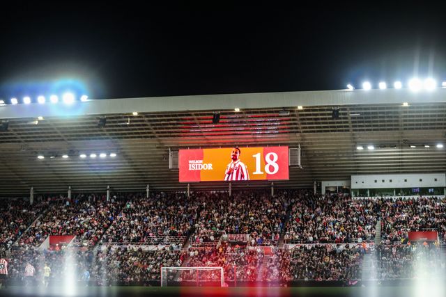 Wilson Isidor of Sunderland is substituted on during the Premier League match Sunderland vs Arsenal at Stadium Of Light, Sunderland, United Kingdom on 12 September 2026

(Photo by Alfie Cosgrove/News Images)