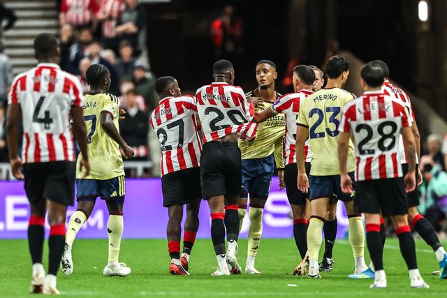 An altercation between Ezri Konsa of Arsenal and Nordi Mukiele of Sunderland during the Premier League match Sunderland vs Arsenal at Stadium Of Light, Sunderland, United Kingdom on 12 September 2026

(Photo by Alfie Cosgrove/News Images)