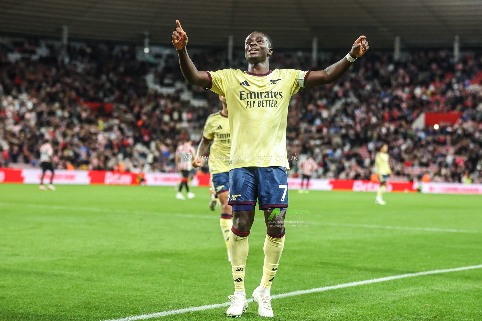 Bukayo Saka of Arsenal celebrates his goal to make it 0-2 during the Premier League match Sunderland vs Arsenal at Stadium Of Light, Sunderland, United Kingdom on 12 September 2026

(Photo by Alfie Cosgrove/News Images)