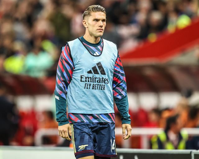 Viktor Gyokeres of Arsenal warms up during the Premier League match Sunderland vs Arsenal at Stadium Of Light, Sunderland, United Kingdom on 12 September 2026

(Photo by Alfie Cosgrove/News Images)