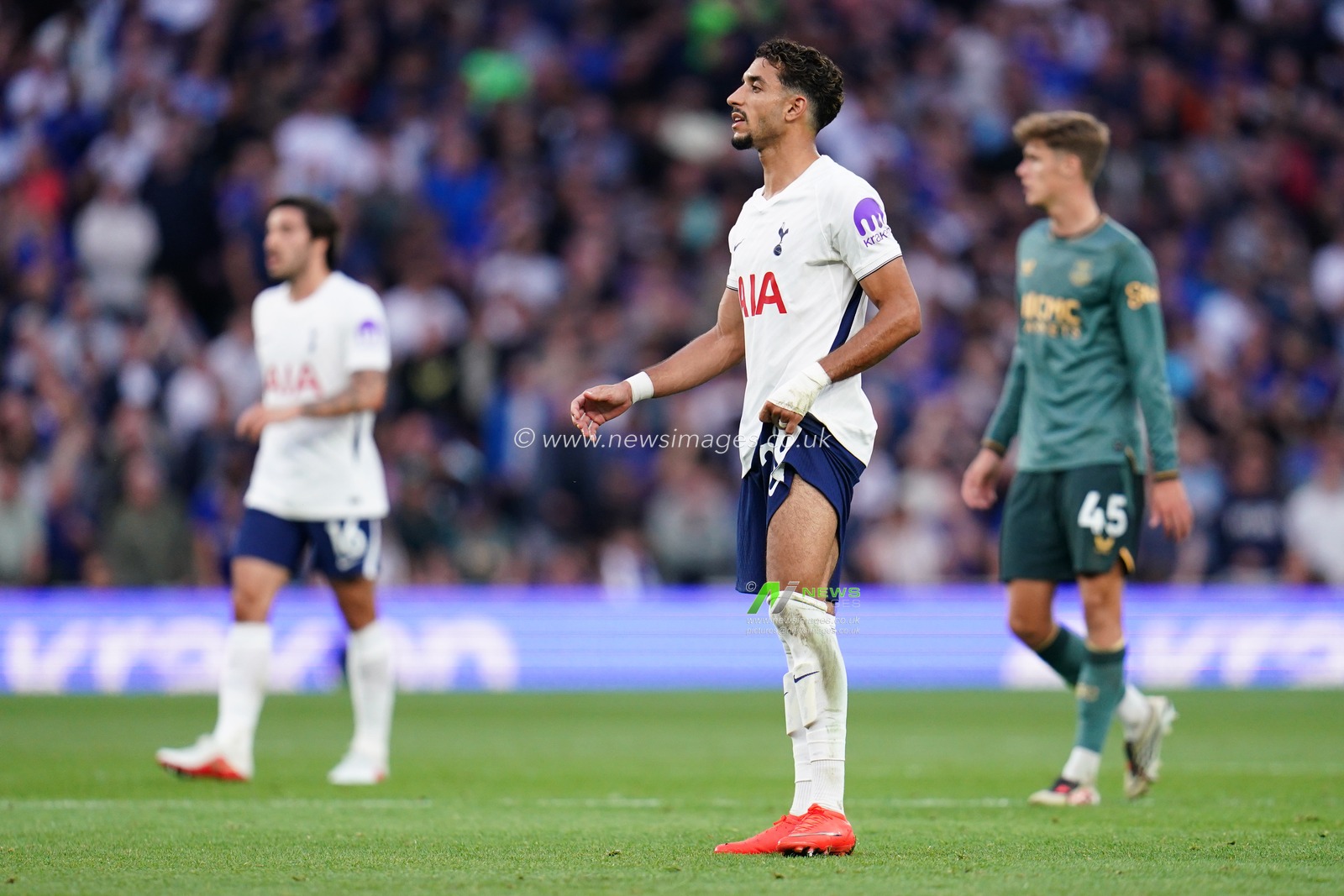 Omar Marmoush of Tottenham Hotspur during the Premier League match Tottenham Hotspur vs Everton at Tottenham Hotspur Stadium, London, United Kingdom on 12 September 2026

(Photo by Harvey Murphy/News Images)