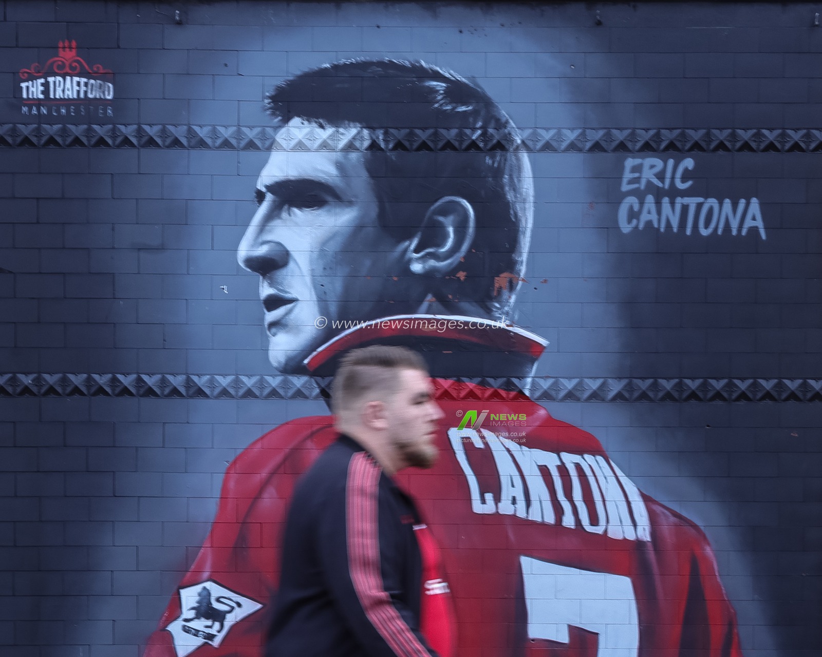 The Eric Cantona mural during the Premier League match Manchester United vs Manchester City at Old Trafford, Manchester, United Kingdom on 13 September 2026

(Photo by Mark Cosgrove/News Images)