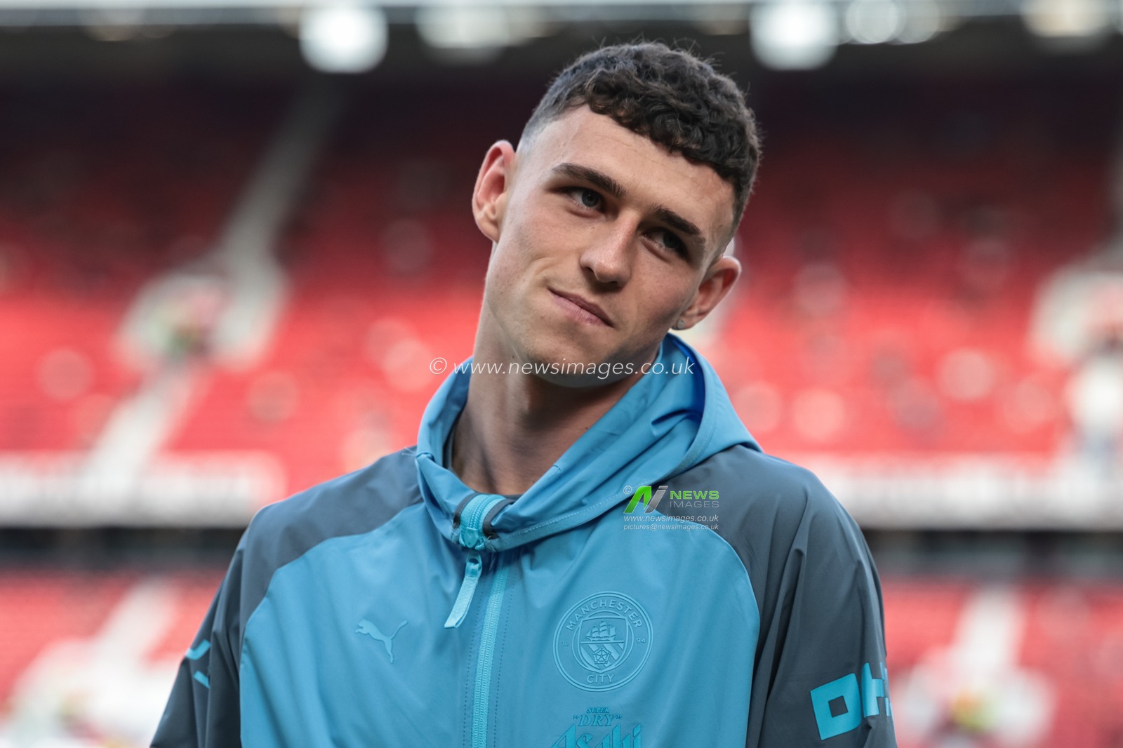 Phil Foden of Manchester City arrives during the Premier League match Manchester United vs Manchester City at Old Trafford, Manchester, United Kingdom on 13 September 2026

(Photo by Mark Cosgrove/News Images)