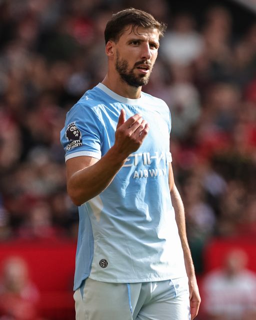 Ruben Dias of Manchester City gives his team instructions during the Premier League match Manchester United vs Manchester City at Old Trafford, Manchester, United Kingdom on 13 September 2026

(Photo by Mark Cosgrove/News Images)