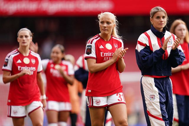 Arsenal players applaud home support at full time during the Women's Super League match Arsenal vs Crystal Palace at Emirates, London, United Kingdom on 13 September 2026

(Photo by Harvey Murphy/News Images)