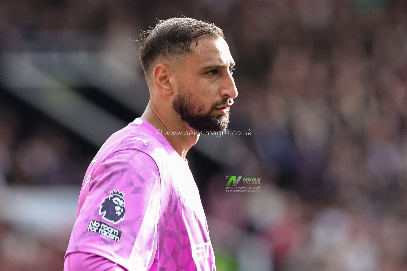 Manchester City goalkeeper Gianluigi Donnarumma during the Premier League match Manchester United vs Manchester City at Old Trafford, Manchester, United Kingdom on 13 September 2026

(Photo by Mark Cosgrove/News Images)