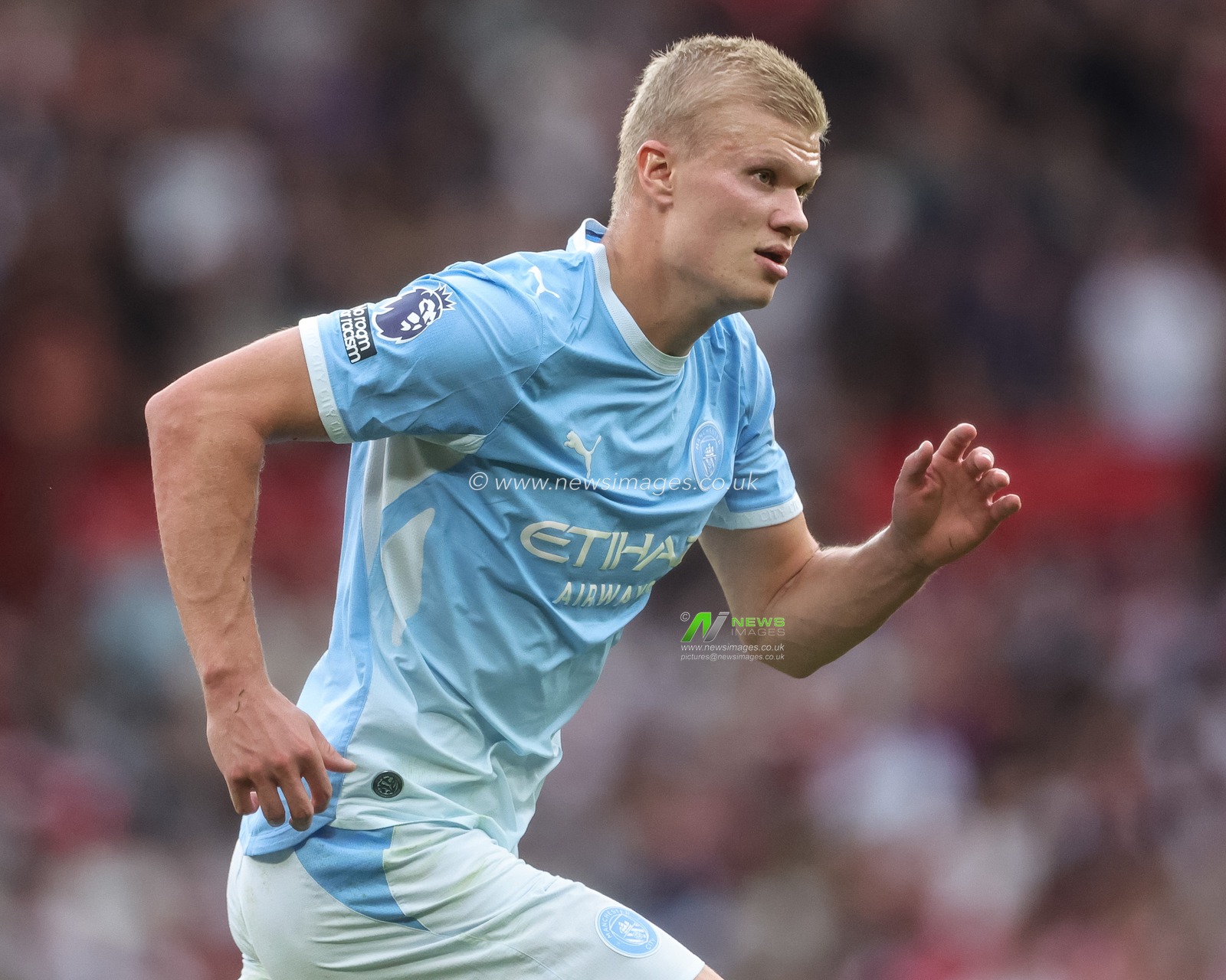 Erling Haaland of Manchester City in action during the Premier League match Manchester United vs Manchester City at Old Trafford, Manchester, United Kingdom on 13 September 2026

(Photo by Mark Cosgrove/News Images)