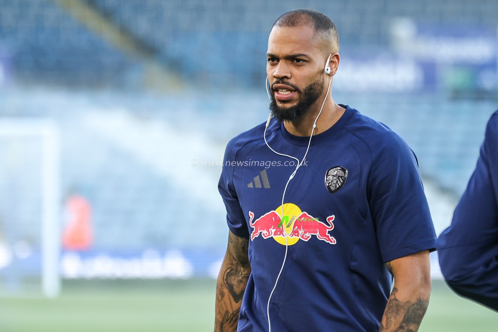 Lukas Nmecha of Leeds United arrives during the Premier League match Leeds United vs Newcastle Untied at Elland Road, Leeds, United Kingdom on 14 September 2026

(Photo by Alfie Cosgrove/News Images)
