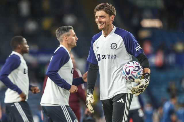 Newcastle United goalkeeper Nick Pope in the pregame warmup session during the Premier League match Leeds United vs Newcastle Untied at Elland Road, Leeds, United Kingdom on 14 September 2026

(Photo by Alfie Cosgrove/News Images)