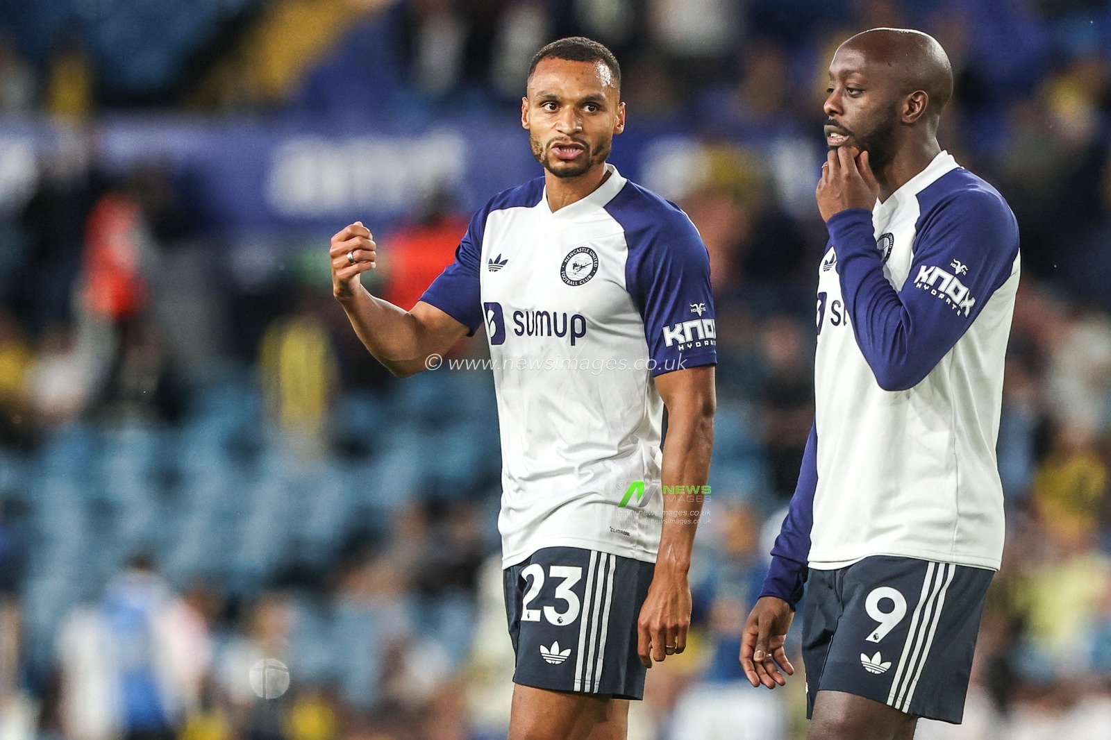 Jacob Murphy of Newcastle United in the pregame warmup session during the Premier League match Leeds United vs Newcastle Untied at Elland Road, Leeds, United Kingdom on 14 September 2026

(Photo by Alfie Cosgrove/News Images)