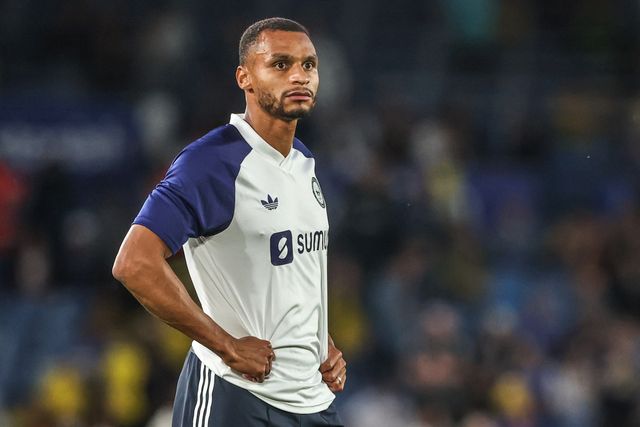Jacob Murphy of Newcastle United in the pregame warmup session during the Premier League match Leeds United vs Newcastle Untied at Elland Road, Leeds, United Kingdom on 14 September 2026

(Photo by Alfie Cosgrove/News Images)
