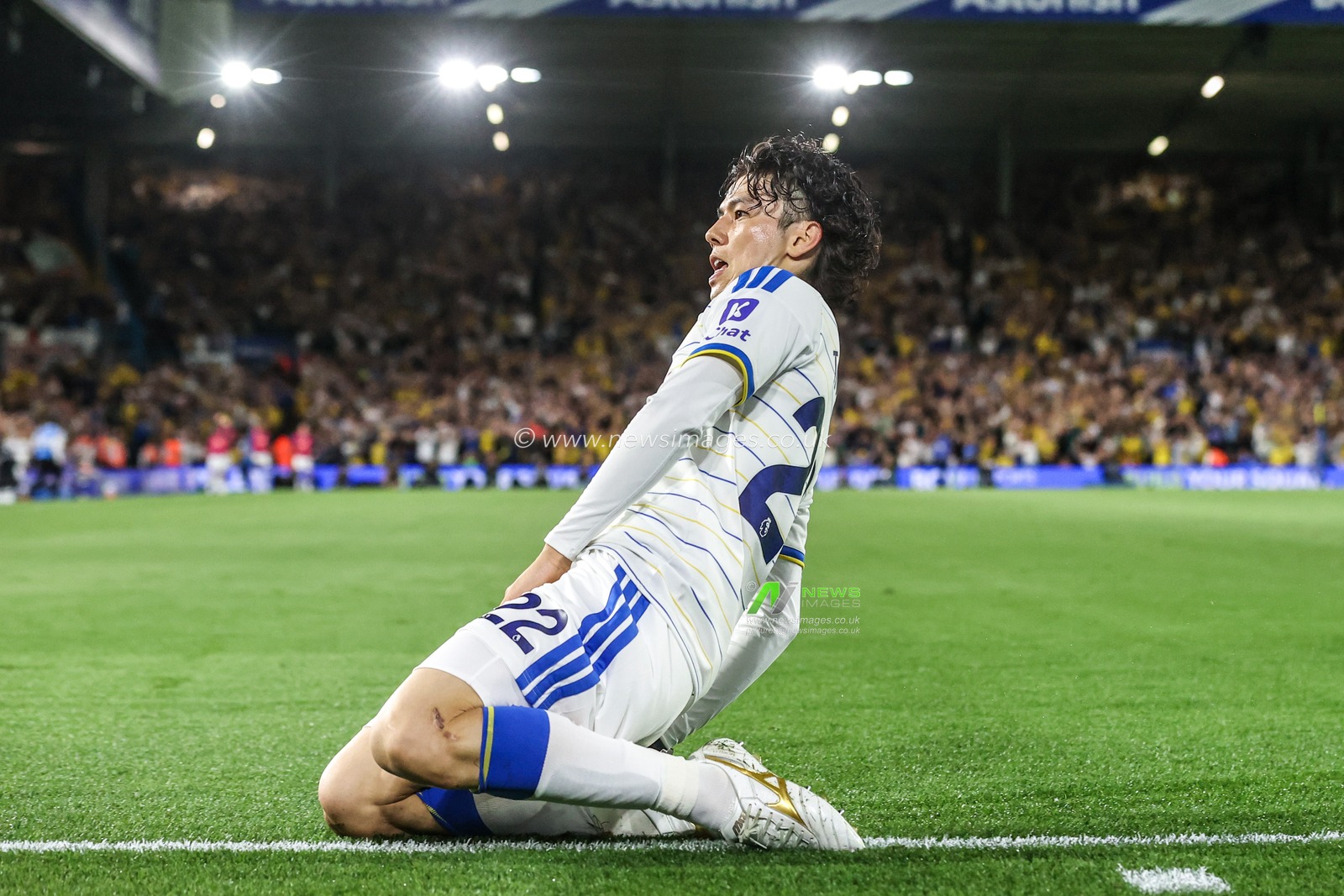Ao Tanaka of Leeds United celebrates his goal to make it 1-0 during the Premier League match Leeds United vs Newcastle Untied at Elland Road, Leeds, United Kingdom on 14 September 2026

(Photo by Alfie Cosgrove/News Images)