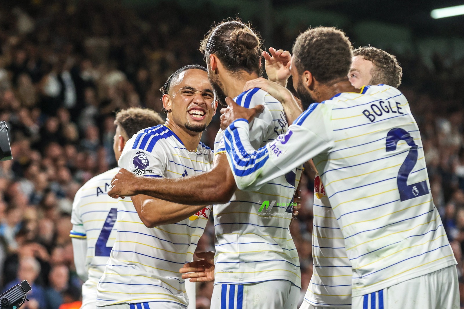 Dominic Calvert-Lewin of Leeds United celebrates his goal to make it 2-0 during the Premier League match Leeds United vs Newcastle Untied at Elland Road, Leeds, United Kingdom on 14 September 2026

(Photo by Alfie Cosgrove/News Images)
