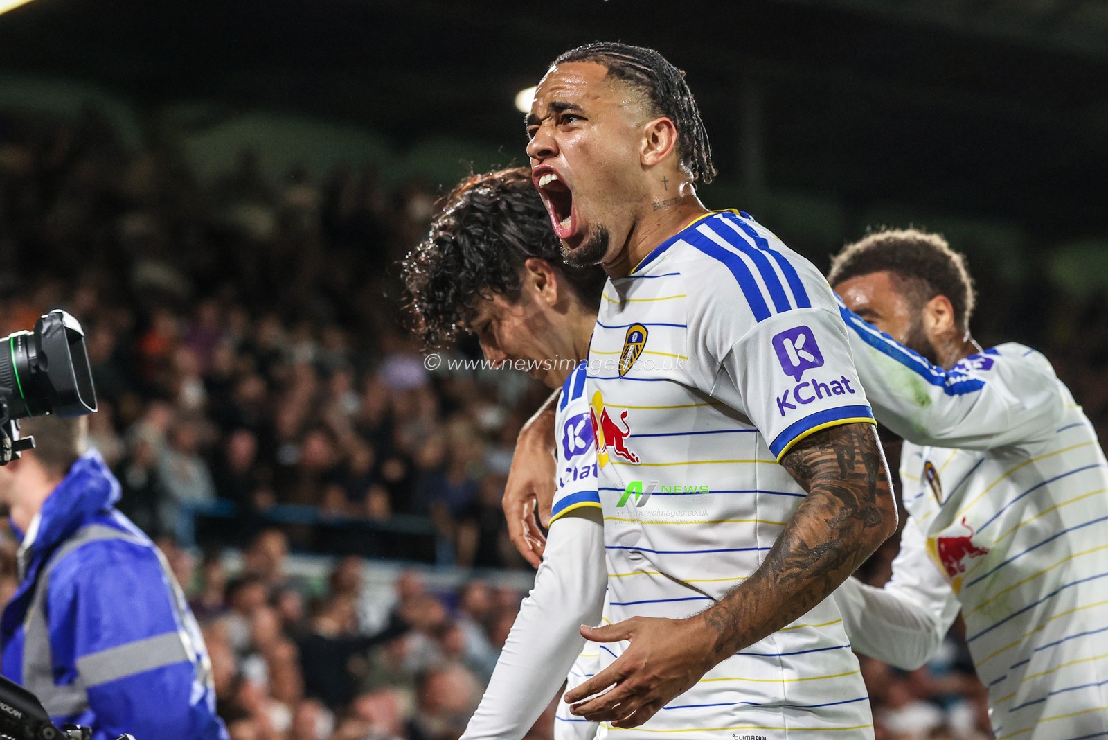 Ao Tanaka of Leeds United celebrates his goal to make it 1-0 during the Premier League match Leeds United vs Newcastle Untied at Elland Road, Leeds, United Kingdom on 14 September 2026

(Photo by Alfie Cosgrove/News Images)