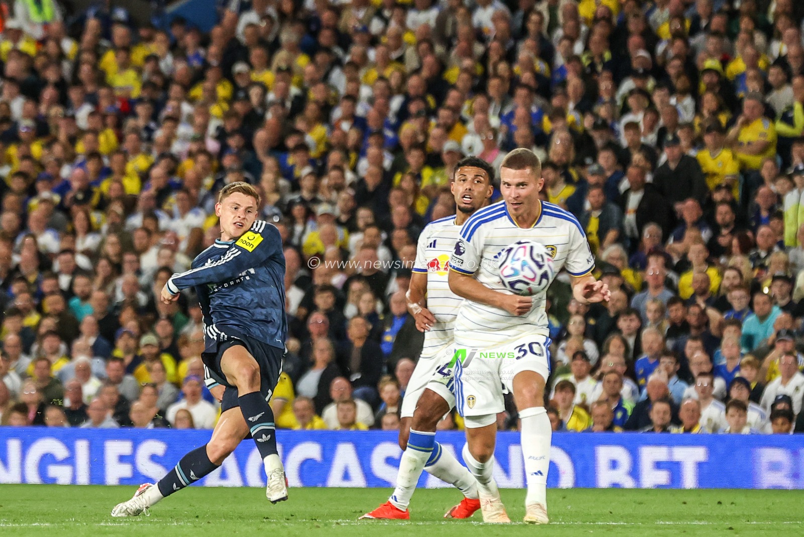 Harvey Barnes of Newcastle United takes a shot on goal saved by Leeds United goalkeeper James Trafford during the Premier League match Leeds United vs Newcastle Untied at Elland Road, Leeds, United Kingdom on 14 September 2026

(Photo by Alfie Cosgrove/News Images)