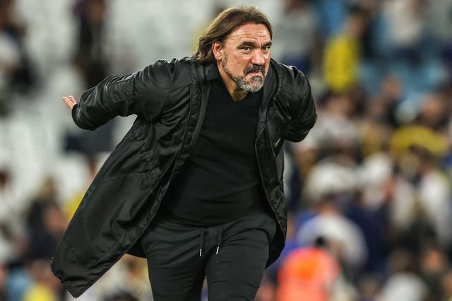 Daniel Farke manager of Leeds United celebrates the win with the fans after the game during the Premier League match Leeds United vs Newcastle Untied at Elland Road, Leeds, United Kingdom on 14 September 2026

(Photo by Alfie Cosgrove/News Images)