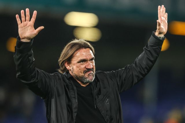 Daniel Farke manager of Leeds United celebrates the win with the fans after the game during the Premier League match Leeds United vs Newcastle Untied at Elland Road, Leeds, United Kingdom on 14 September 2026

(Photo by Alfie Cosgrove/News Images)