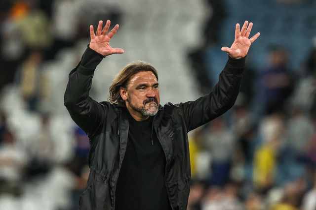 Daniel Farke manager of Leeds United celebrates the win with the fans after the game during the Premier League match Leeds United vs Newcastle Untied at Elland Road, Leeds, United Kingdom on 14 September 2026

(Photo by Alfie Cosgrove/News Images)