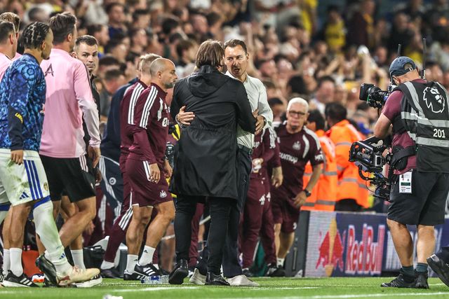 Daniel Farke manager of Leeds United embraces Matthias Jaissle manager of Newcastle United after the game during the Premier League match Leeds United vs Newcastle Untied at Elland Road, Leeds, United Kingdom on 14 September 2026

(Photo by Alfie Cosgrove/News Images)