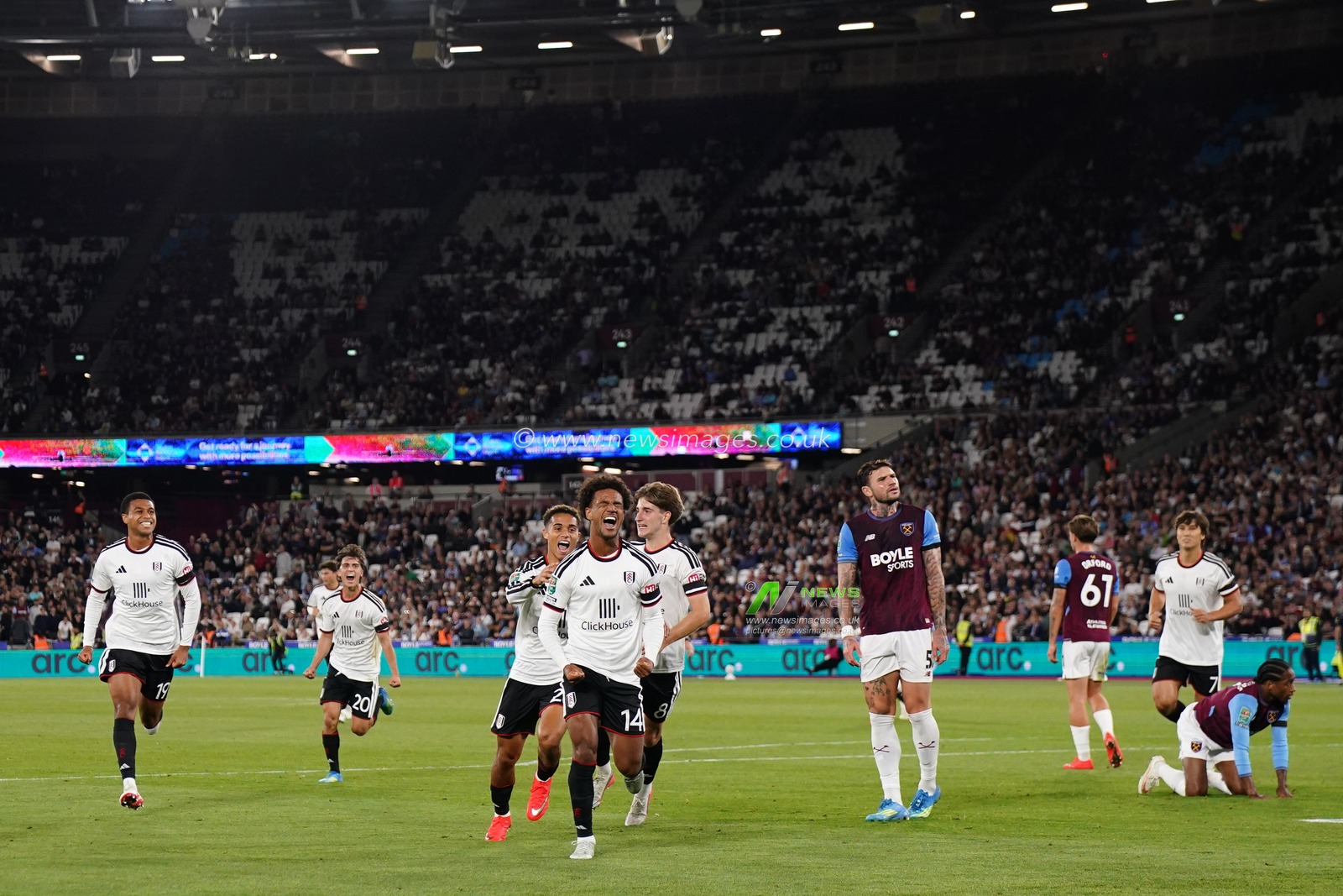 Carabao Cup round 3 West Ham United v Fulham