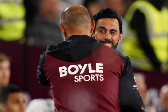 Alvaro Arbeloa manager of Fulham and Nuno Espirito Santo manager of West Ham United ahead of kick off during the Carabao Cup round 3 match West Ham United vs Fulham at London Stadium, London, United Kingdom on 15 September 2026

(Photo by Harvey Murphy/News Images)