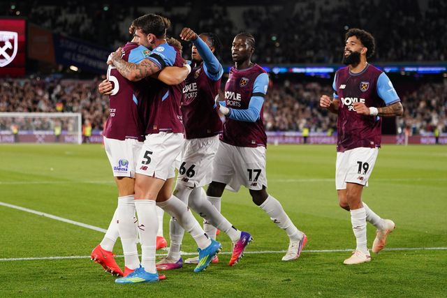 West Ham celebrate goal to make it 1-1 during the Carabao Cup round 3 match West Ham United vs Fulham at London Stadium, London, United Kingdom on 15 September 2026

(Photo by Harvey Murphy/News Images)
