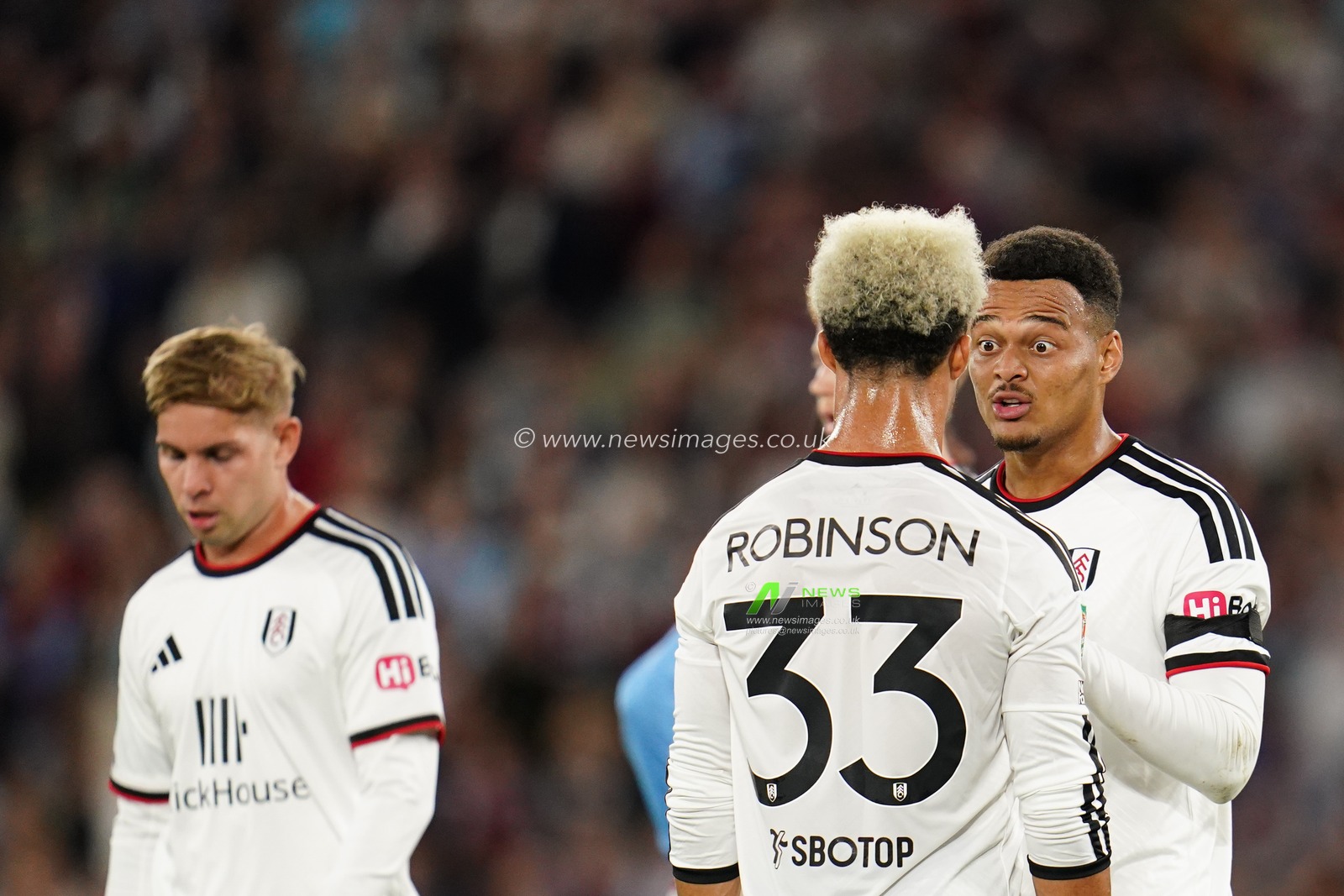 Rodrigo Muniz of Fulham and Antonee Robinson of Fulham during the Carabao Cup round 3 match West Ham United vs Fulham at London Stadium, London, United Kingdom on 15 September 2026

(Photo by Harvey Murphy/News Images)