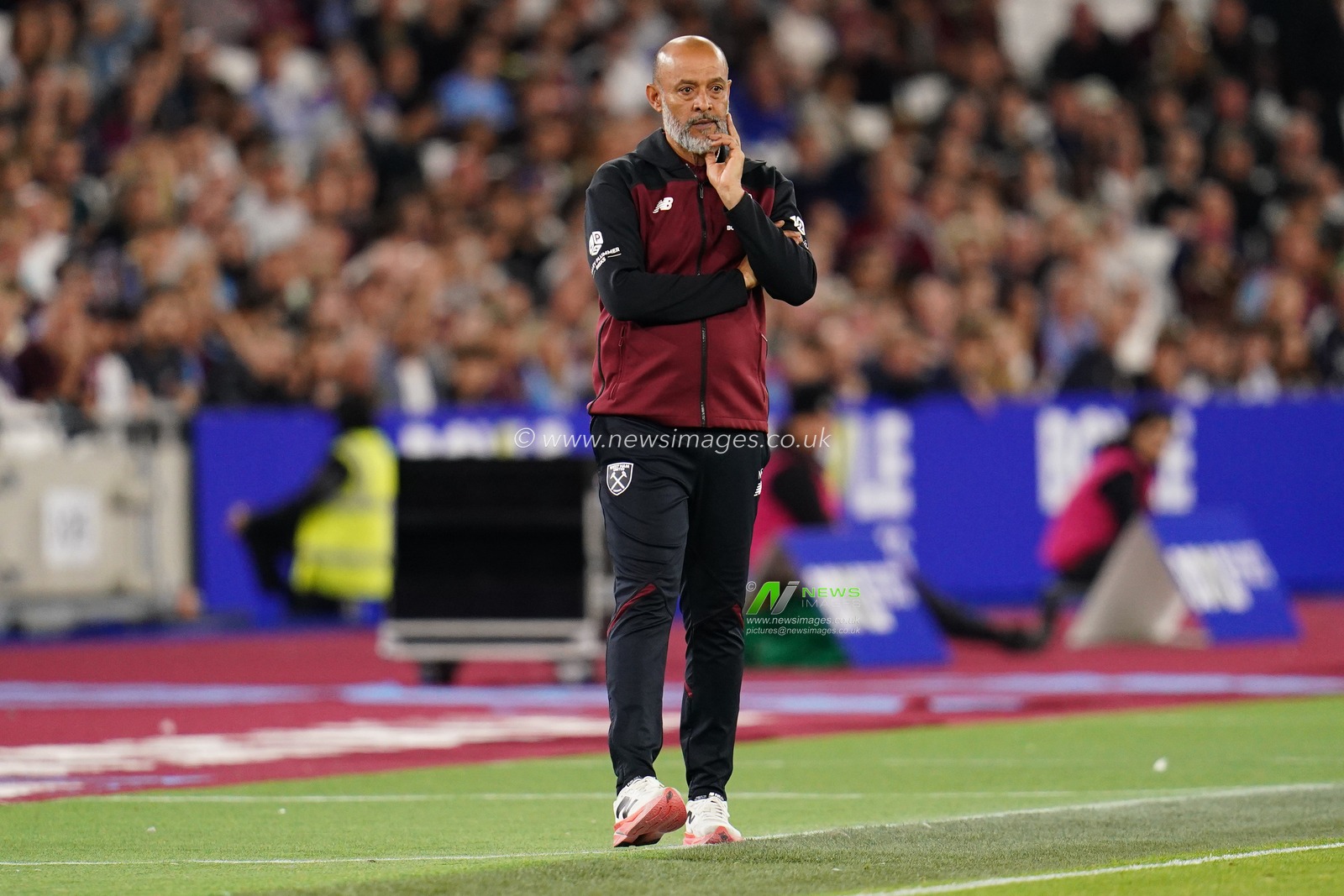 Carabao Cup round 3 West Ham United v Fulham