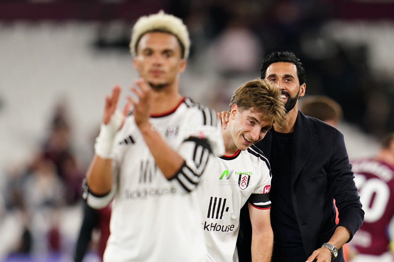 Alvaro Arbeloa manager of Fulham and Cesar Palacios of Fulham smile at full time during the Carabao Cup round 3 match West Ham United vs Fulham at London Stadium, London, United Kingdom on 15 September 2026

(Photo by Harvey Murphy/News Images)