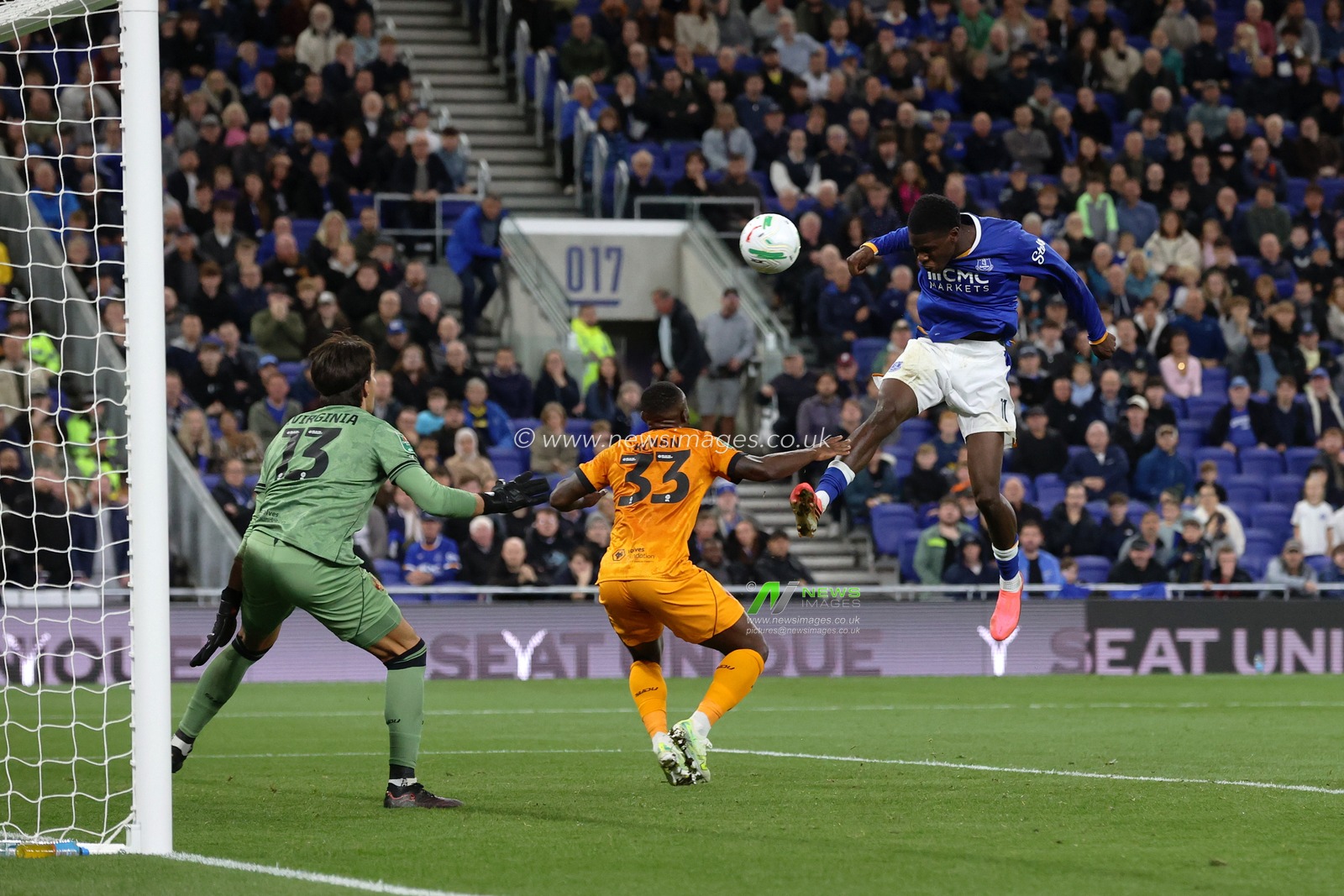 Thierno Barry of Everton heads wide of goal during the Carabao Cup round 3 match Everton vs Wolverhampton Wanderers at Hill Dickinson Stadium, Liverpool, United Kingdom on 16 September 2026

(Photo by Alfie Cosgrove/News Images)